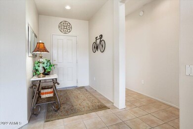 18662 N Summerbreeze Way, Surprise, AZ 85374 - photo 3