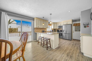 2 Lake Whittemore Dr, Spencer, MA 01562 - photo 6