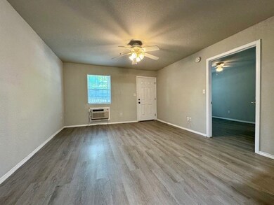 944 N Storer Ave unit 2, Fayetteville, AR 72701 - photo 6
