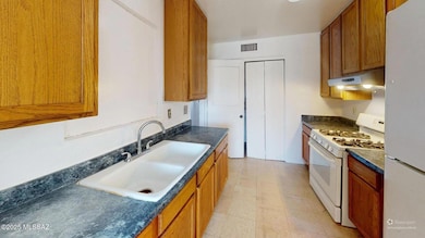 872 W Glenn St, Tucson, AZ 85705 - photo 5