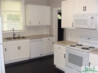 1228 E 33rd St unit Lower, Savannah, GA 31404 - photo 7