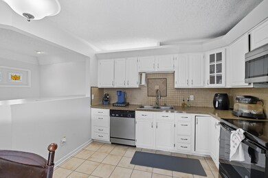 2839 Henslow Ave N, Saint Paul, MN 55128 - photo 7