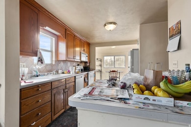 3250 S 600 E, Salt Lake City, UT 84106 - photo 5