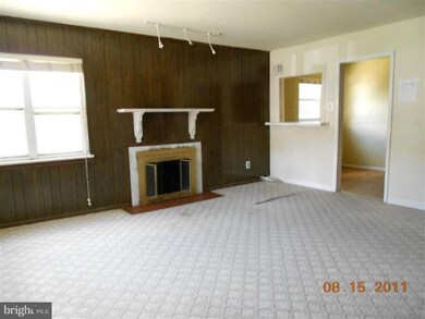 1405 Quinwood St, Hyattsville, MD 20783 - photo 7