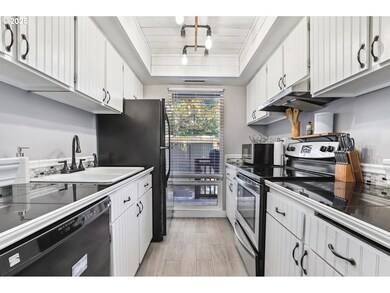 1614 NW Bridgeway Ln unit A33, Beaverton, OR 97006 - photo 7