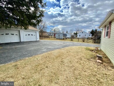 25521 Heiston Ln, Cascade, MD 21719 - photo 7