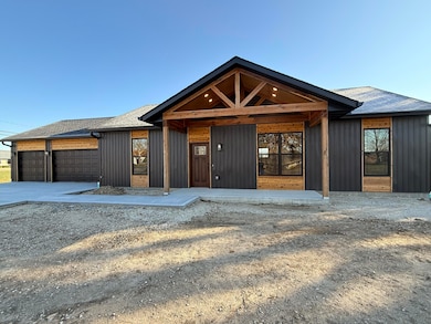 1606 Havenwood Rd, Macon, MO 63552 - photo 2