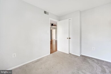 2762 Bordeaux Place unit 25B17, Woodbridge, VA 22192 - photo 6