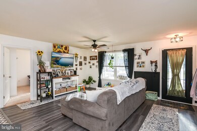 64 Rustic Ln, Colonial Beach, VA 22443 - photo 4