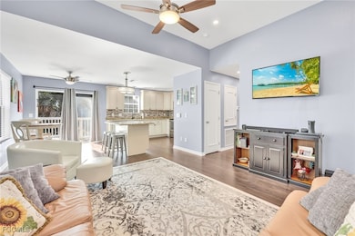 13331 Electron Dr, Fort Myers, FL 33908 - photo 4