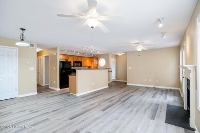 6501 Brook Bend Way-13