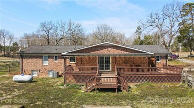 3550 Flowes Store Rd E, Concord, NC 28025 - photo 5