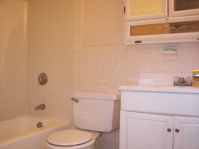 151 King St unit 106, Franklin, MA 02038 - photo 5