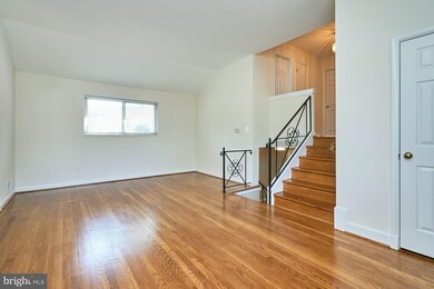 411 Saint Margarets Dr, Capitol Heights, MD 20743 - photo 6