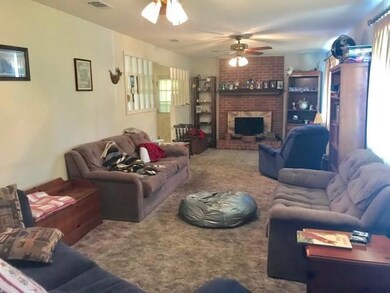 602 Hillcrest Dr, Laurel, MS 39440 - photo 4