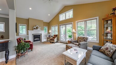 13484CottageView15