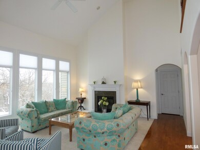 4800 N Weaverridge Blvd, Peoria, IL 61615 - photo 5