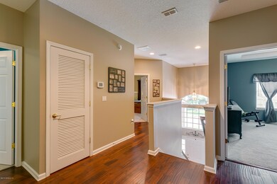 2nd Floor Landing - Hallway
