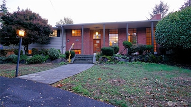 16902 28th Ave SW, Burien, WA 98166 - photo 2