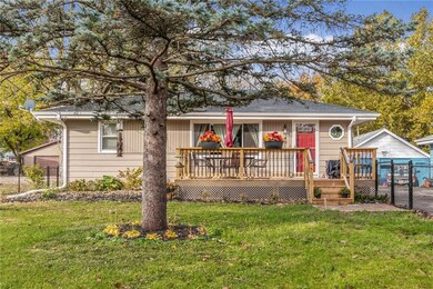 4016 E 28th St, Des Moines, IA 50317 - photo 2