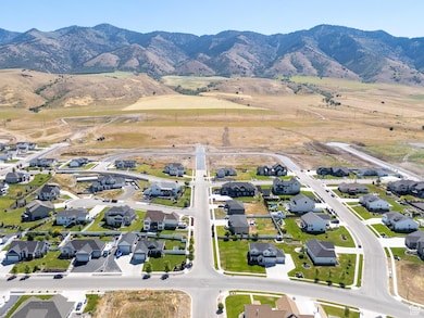 89 N 1140 E unit 74, Smithfield, UT 84335 - photo 7