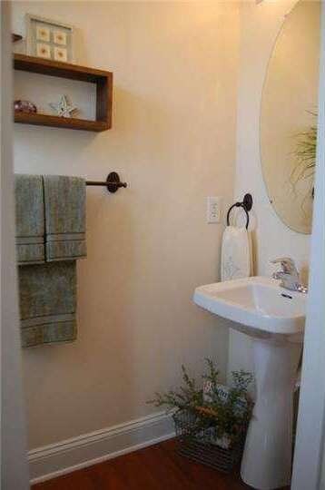 930 Emerald Downs, Garnet Valley, PA 19060 - photo 4