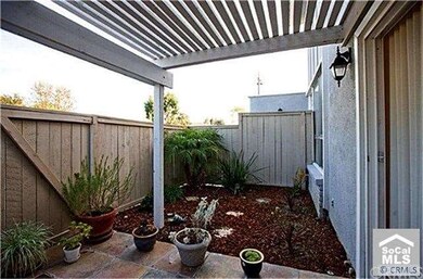 Gorgeous, meticulously maintained patio