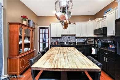 1110 W Turner St, Allentown, PA 18102 - photo 7