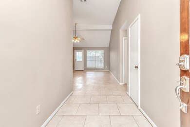 7739 Gablepoint Dr, Houston, TX 77095 - photo 4