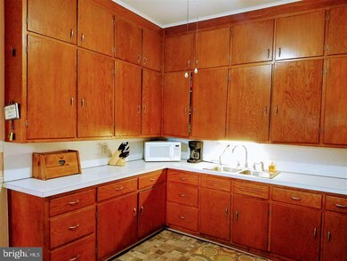 31 E Locust St, Mechanicsburg, PA 17055 - photo 7