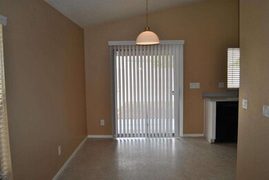 Eat-In Dining Area