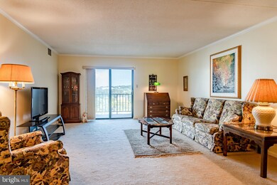 20723 Valley Forge Cir, King of Prussia, PA 19406 - photo 6