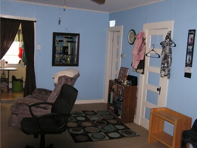 123 Agassiz St, Bethlehem, NH 03574 - photo 6