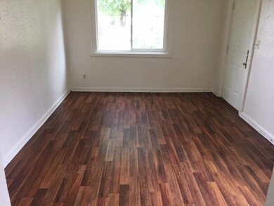 1044 Loretta - Family Room