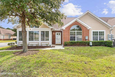 4362 Edgewater Crossing Dr unit 21-4, Jacksonville, FL 32257 - photo 4