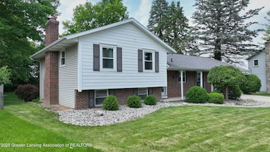 5-web-or-mls-6916 Toboggan Lane (5)