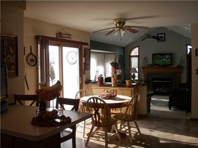 7158 Mallard Ct, Niagara Falls, NY 14304 - photo 4