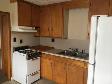 115 Plain St unit 2, Fall River, MA 02723 - photo 4