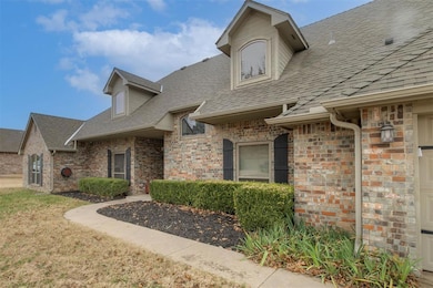 7969 Lindsay Ln, Edmond, OK 73025 - photo 5