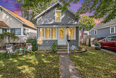 420 N Robert St, Ludington, MI 49431 - photo 2