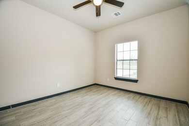 7802 Dandy St unit A, Houston, TX 77016 - photo 4
