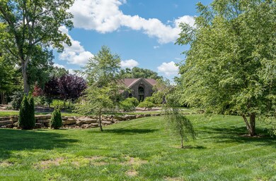 815 Cedar Falls Dr, Mount Washington, KY 40047 - photo 3