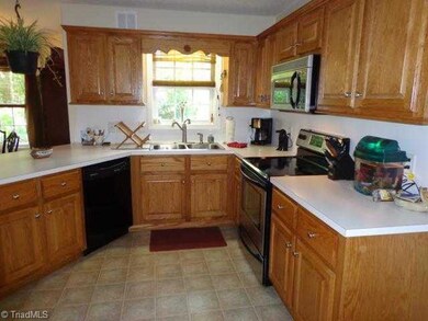 1969 Wood Bluff Trail, Asheboro, NC 27205 - photo 6