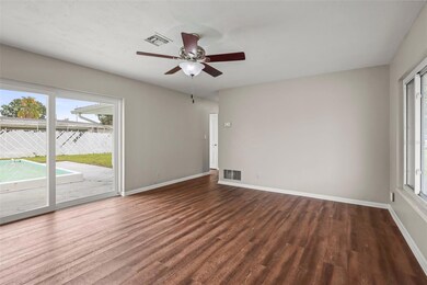 1848 68th Ave N, Saint Petersburg, FL 33702 - photo 5