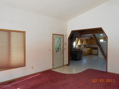 Living Room (2)