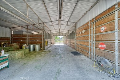 Horse stable - Interior