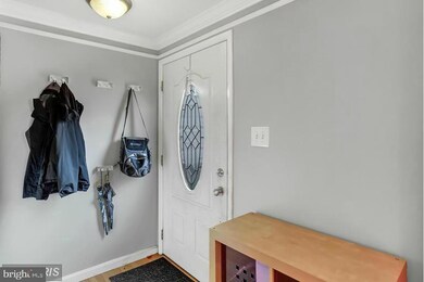 5912 Peregrine Dr, Burke, VA 22015 - photo 7