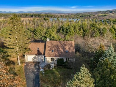 34 Knoll Cir, South Burlington, VT 05403 - photo 2