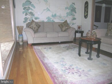 8109 Horseshoe Ct, Pennsauken, NJ 08109 - photo 4