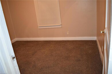 1321 R C Baldwin Ave, High Point, NC 27260 - photo 4